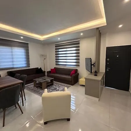 Luxury 2-bedroom Apartment: Tranquil Retreat Appartement