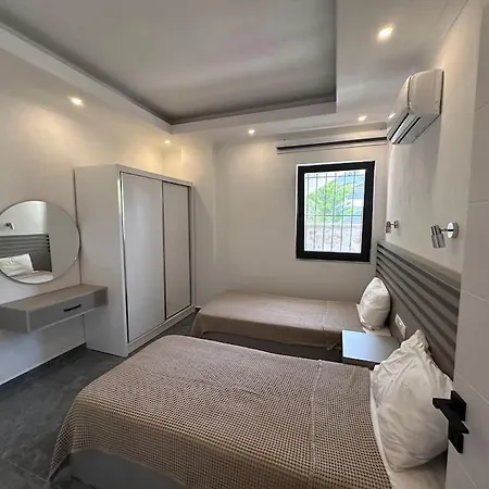 Luxury 2-bedroom Apartment: Tranquil Retreat Appartement Kalkan