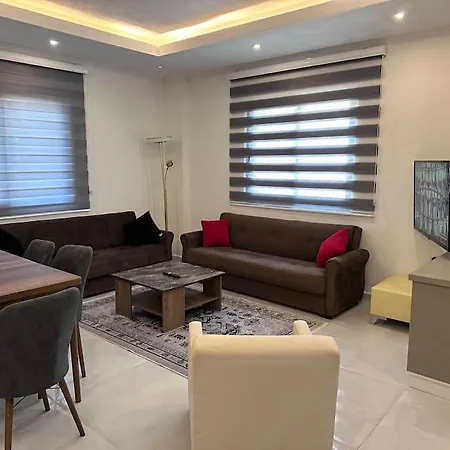 Luxury 2-bedroom Apartment: Tranquil Retreat Appartement *